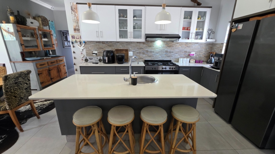 3 Bedroom Property for Sale in Island View Western Cape